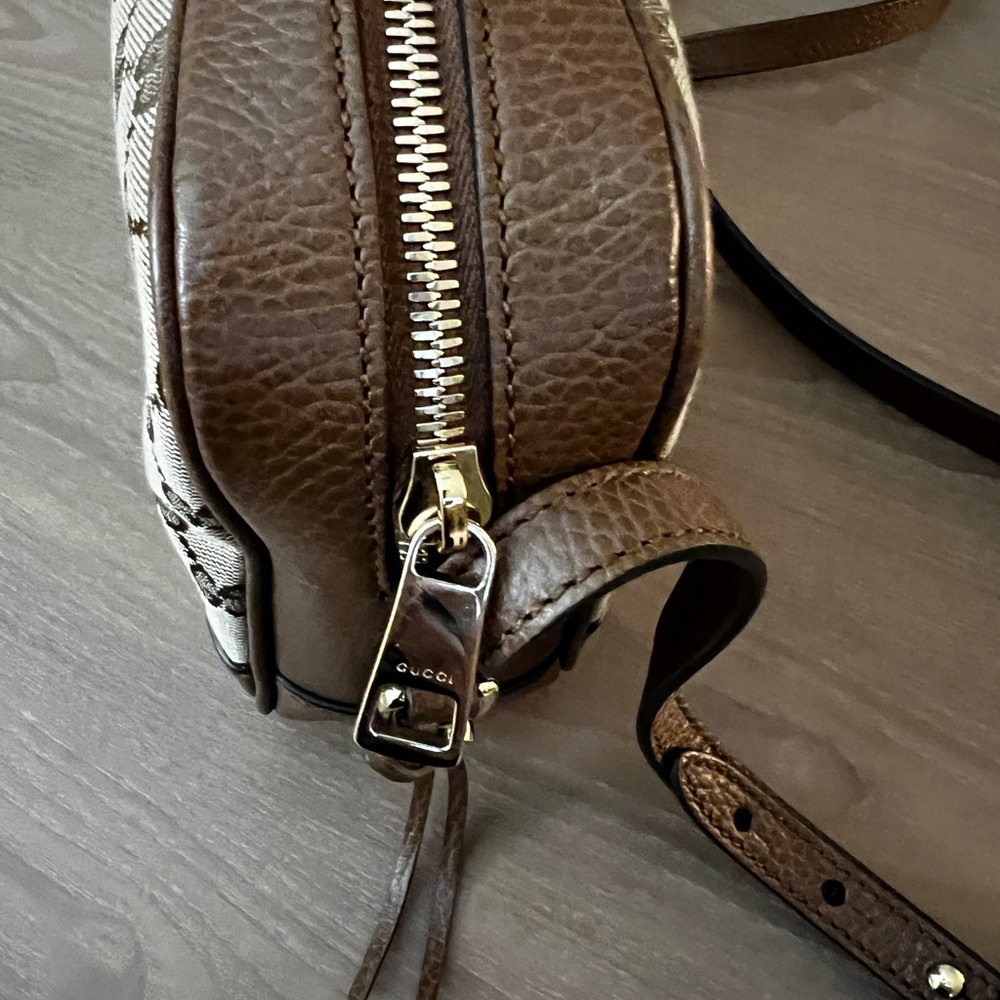 Pre-loved Gucci Bree Disco Crossbody Bag - Picture 7 of 13